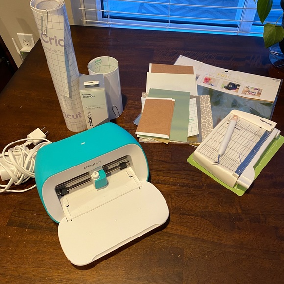 Cricut Other - Circut Joy set